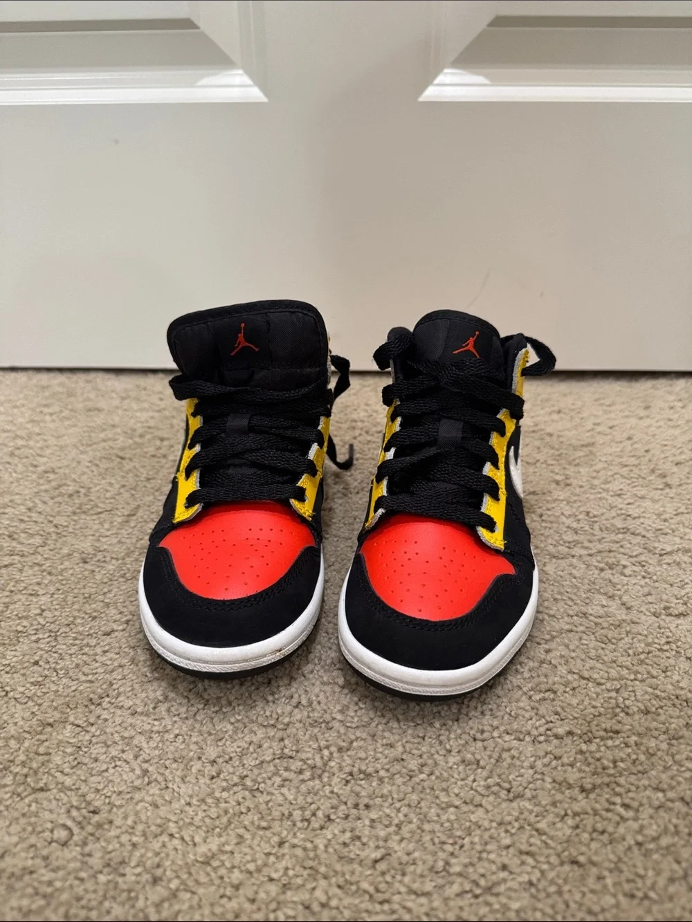 Kids' Air Jordan 1 Mid SE